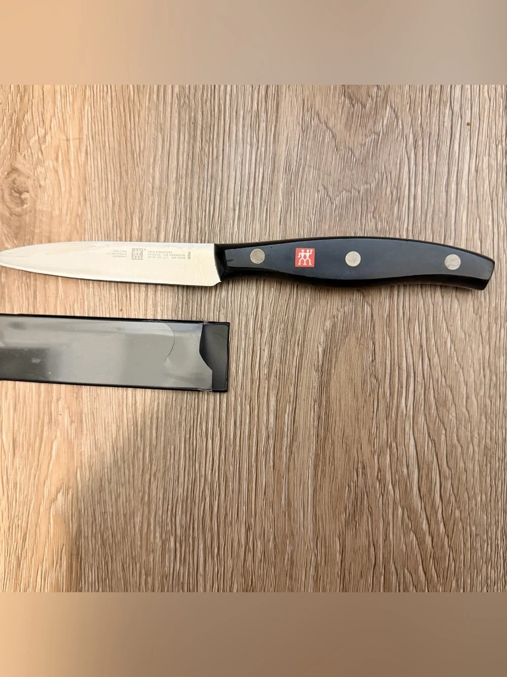 ZWILLING J A Henckels Twin Signature  4.5